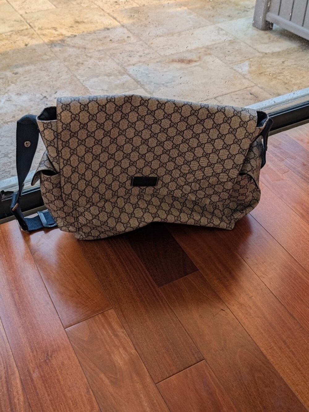 Gucci diaper bag ubisex
